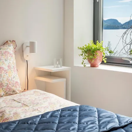 Panoramic View With Private Terrace Bergen