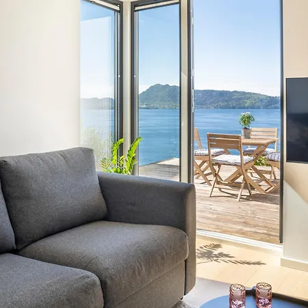 Panoramic View With Private Terrace * ברגן